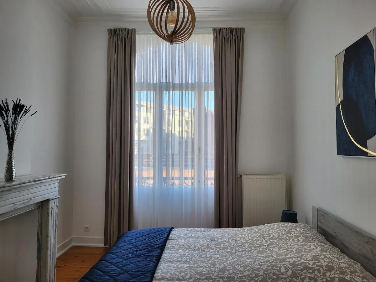 Brussels Bed & Blockchain Private Rooms With Shared Bathroom Affittacamere