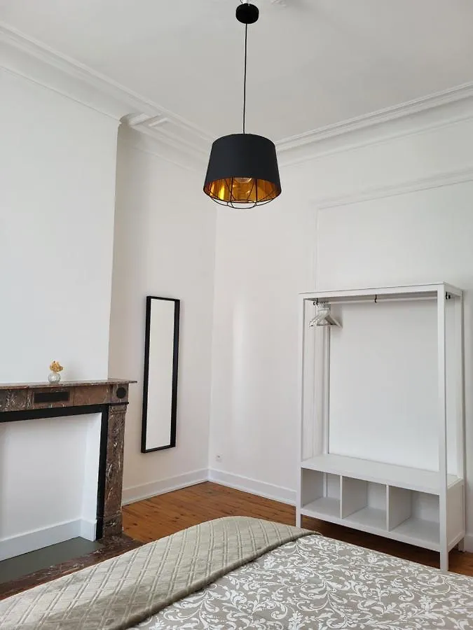 Affittacamere Brussels Bed & Blockchain Private Rooms With Shared Bathroom