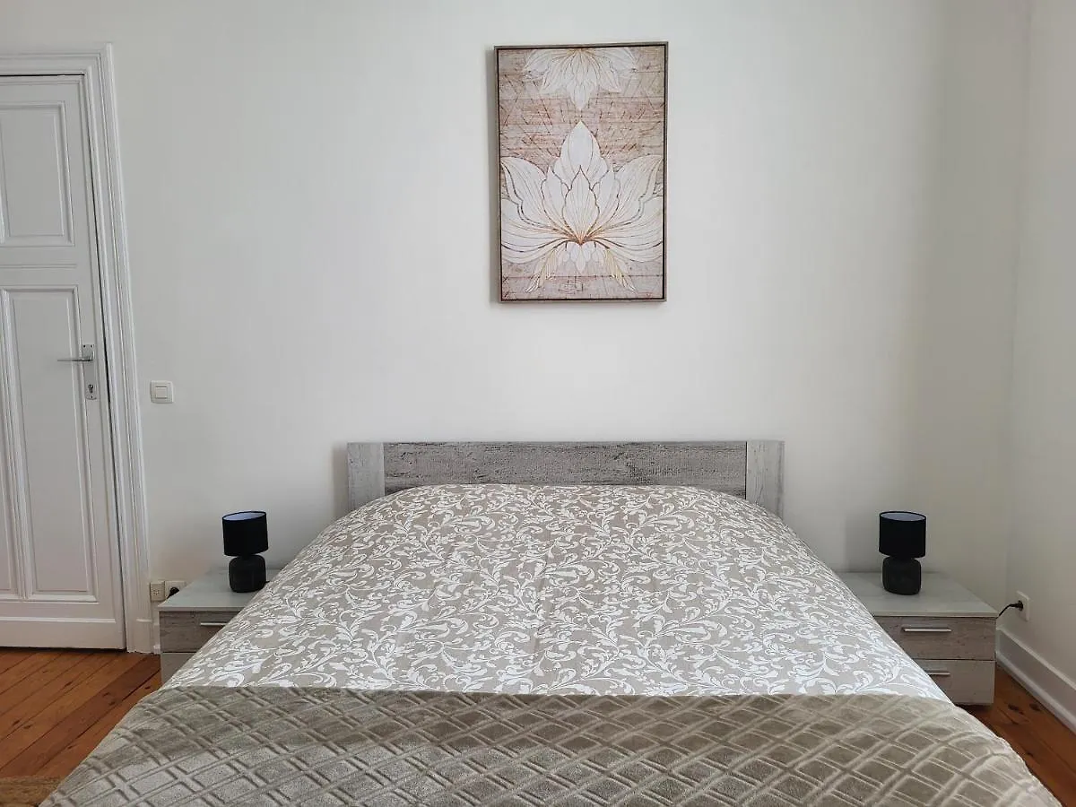 Affittacamere Brussels Bed & Blockchain Private Rooms With Shared Bathroom